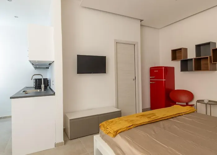 Apartment Host4u - Edoardo's House In